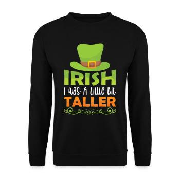 St Patrick's Day Irish Ireland Irish Gaelic - Unisex Sweatshirt - black - Front - Alina (178cm) & Michal (187cm)