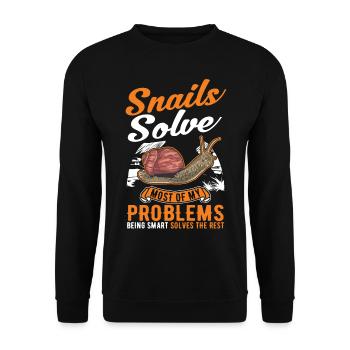 Schnecke Geschenk Weinbergschnecke - Unisex Pullover - Schwarz - Vorne - Alina (178cm) & Michal (187cm)