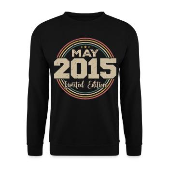 Mai 2015 Vintage Nées En Mai 2015 Anniversaire - Sweat-shirt Unisexe - noir - Devant - Alina (178cm) & Michal (187cm)