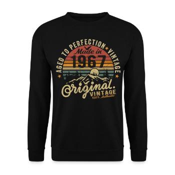 1967 Jahrgang Geburtstag Geburtsjahr 1967 Geschenk - Unisex Pullover - Schwarz - Vorne - Alina (178cm) & Michal (187cm)