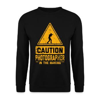 CAUTION Photographer In The Making - Unisex Sweatshirt - black - Front - Alina (178cm) & Michal (187cm)