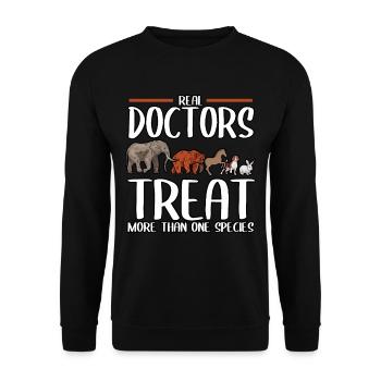 Les vrais médecins vétérinaires traitent plus d’un - Sweat-shirt Unisexe - noir - Devant - Alina (178cm) & Michal (187cm)