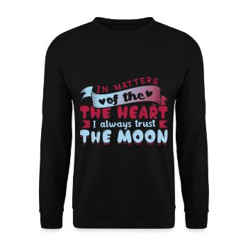 Romantische Mond-Soulmate-Designs für einen - Unisex Pullover - Schwarz - Vorne - Alina (178cm) & Michal (187cm)