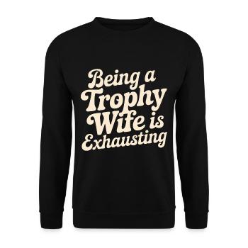 Ehefrau - Unisex Pullover - Schwarz - Vorne - Alina (178cm) & Michal (187cm)