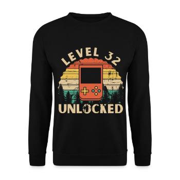 Level 32 Unlocked - Unisex Sweatshirt - black - Front - Alina (178cm) & Michal (187cm)