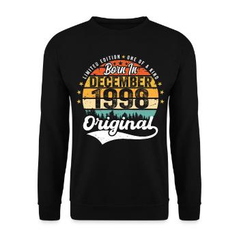 Original December 1998 Vintage Birthday 1998 - Unisex Sweatshirt - black - Front - Alina (178cm) & Michal (187cm)