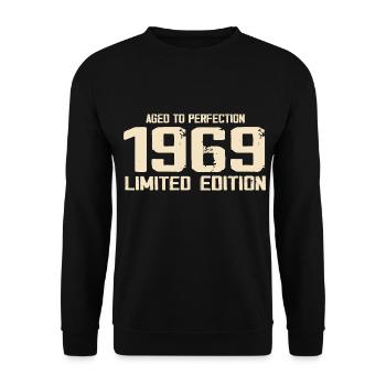 1969 Limited edition 1969 Birthday 1969 Retro - Unisex Sweatshirt - black - Front - Alina (178cm) & Michal (187cm)