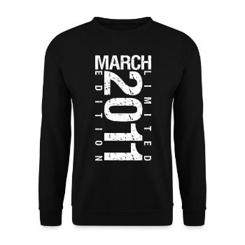 Mars 2011 Mars anniversaire Mars 2011 - Sweat-shirt Unisexe - noir - Devant - Alina (178cm) & Michal (187cm)