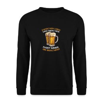 Zwischen Leber und Nierchen passt immer ein Bierch - Unisex Pullover - Schwarz - Vorne - Alina (178cm) & Michal (187cm)
