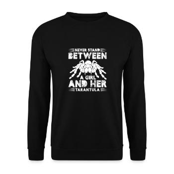 never stand between girl and her tarantula Design - Unisex Sweatshirt - black - Front - Alina (178cm) & Michal (187cm)