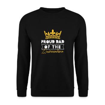 proud dad of the quinceanera Design - Unisex Pullover - Schwarz - Vorne - Alina (178cm) & Michal (187cm)
