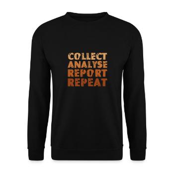 Collect Analyse Report Repeat Soil Science - Unisex Pullover - Schwarz - Vorne - Alina (178cm) & Michal (187cm)