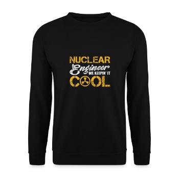 Nuclear Engineer We keepin' it cool - Unisex Pullover - Schwarz - Vorne - Alina (178cm) & Michal (187cm)