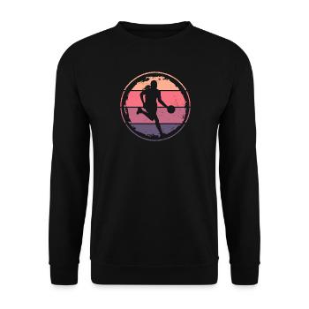 Retro Basketballspielerin Basketball Spielerin - Unisex Pullover - Schwarz - Vorne - Alina (178cm) & Michal (187cm)