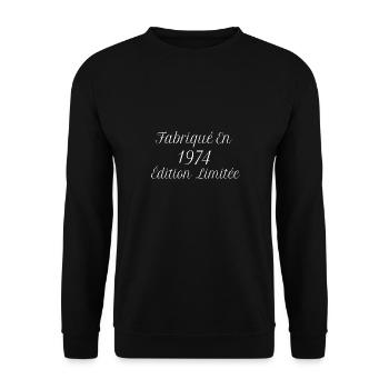 Millésime Fabriqué En 1974 Édition Limitée - Unisex Pullover - Schwarz - Vorne - Alina (178cm) & Michal (187cm)