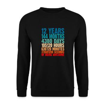 12 ans d'être génial 12e cadeau d'anniversaire 1er - Sweat-shirt Unisexe - noir - Devant - Alina (178cm) & Michal (187cm)