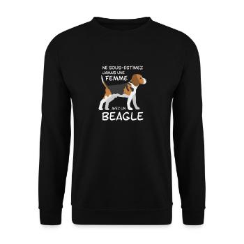 Ne sous Estimez jamais Une femme avec Un Beagle - Sweat-shirt Unisexe - noir - Devant - Alina (178cm) & Michal (187cm)