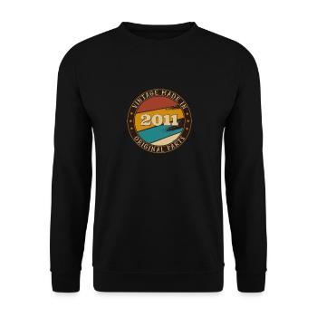 10th Birthday Vintage 10 Years Old Made In 2011 Gi - Unisex Sweatshirt - black - Front - Alina (178cm) & Michal (187cm)
