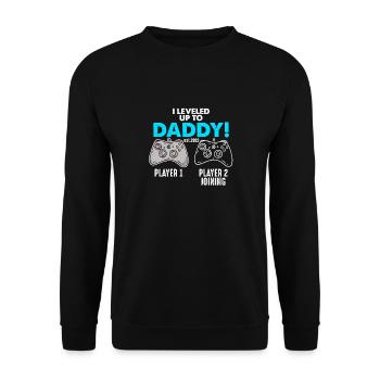 Werdende Eltern Geschenk - Mama 2022 & Papa 2022 - Unisex Pullover - Schwarz - Vorne - Alina (178cm) & Michal (187cm)