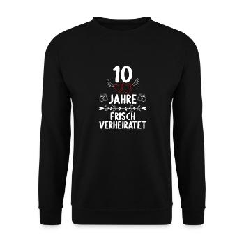 10 Jahre frisch verheiratet 10. Hochzeitstag - Unisex Pullover - Schwarz - Vorne - Alina (178cm) & Michal (187cm)
