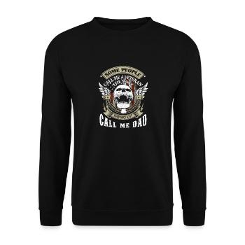 manche Leute nennen mich einen Veteranen - Unisex Pullover - Schwarz - Vorne - Alina (178cm) & Michal (187cm)