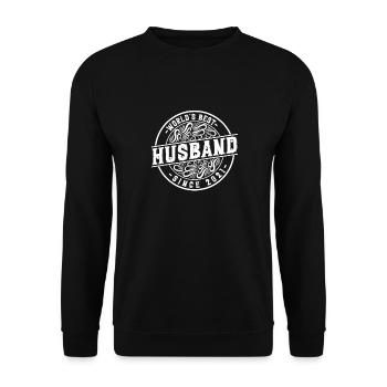Best Husband since 2021 1st Wedding Anniversary - Unisex Sweatshirt - black - Front - Alina (178cm) & Michal (187cm)