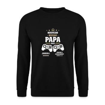 Nouveau Niveau Papa 2022 Gamer Futur Papa Geek Ann - Sweat-shirt Unisexe - noir - Devant - Alina (178cm) & Michal (187cm)