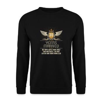 35 Jahre verheiratet nur 2 Fehler 35.Hochzeitstag - Unisex Pullover - Schwarz - Vorne - Alina (178cm) & Michal (187cm)