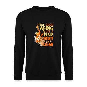 Feels Good Aging Like Fine Whiskey And Cigar - Unisex Pullover - Schwarz - Vorne - Alina (178cm) & Michal (187cm)