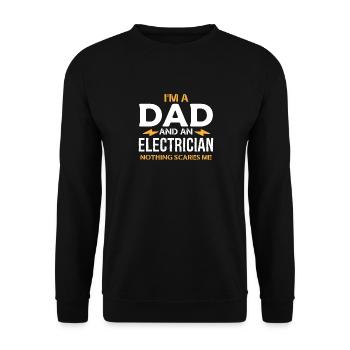 I'm A Dad And An Electrician Nothing Scares Me - Sweat-shirt Unisexe - noir - Devant - Alina (178cm) & Michal (187cm)