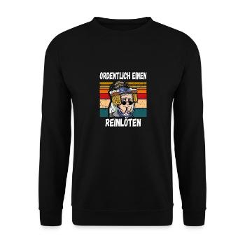 Ordentlich einen Reilöten Lustiger Trinkspruch - Unisex Pullover - Schwarz - Vorne - Alina (178cm) & Michal (187cm)