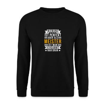 Meisterprüfung Meister Meisterbrief - Unisex Pullover - Schwarz - Vorne - Alina (178cm) & Michal (187cm)