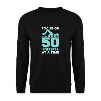 Concentrez-vous sur 50 mètres à la fois - Sweat-shirt Unisexe - noir - Devant - Alina (178cm) & Michal (187cm)