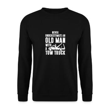 Never Underestimate An Old Man Abschleppwagen - Unisex Pullover - Schwarz - Vorne - Alina (178cm) & Michal (187cm)