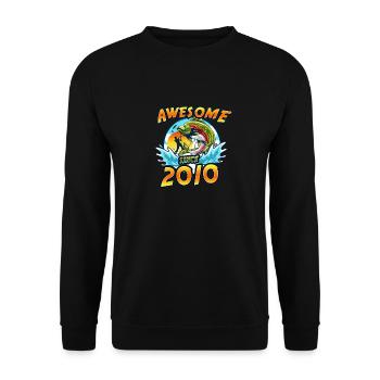 Awesome since 2010. Angel, Angler Geburtstag - Unisex Pullover - Schwarz - Vorne - Alina (178cm) & Michal (187cm)