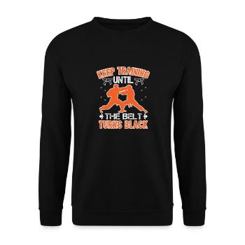 Training Weiter, Bis Dein Gürtel Das Schwarze - Unisex Pullover - Schwarz - Vorne - Alina (178cm) & Michal (187cm)