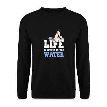 Schimmer Schwimmen Life Is Better In The Water - Unisex Pullover - Schwarz - Vorne - Alina (178cm) & Michal (187cm)