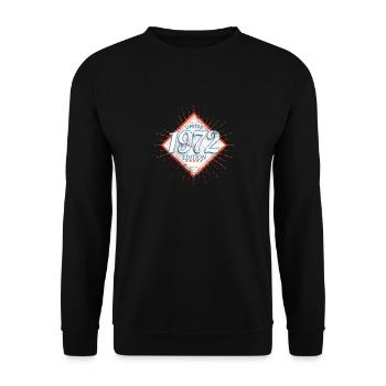 Limited Edition 1972 Vintage - Unisex Pullover - Schwarz - Vorne - Alina (178cm) & Michal (187cm)