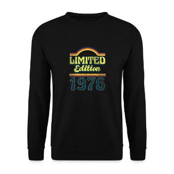 Edition Limitée 1976 Millésime - Sweat-shirt Unisexe - noir - Devant - Alina (178cm) & Michal (187cm)