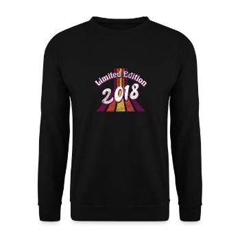 Limited Edition 2018 Vintage - Unisex Pullover - Schwarz - Vorne - Alina (178cm) & Michal (187cm)
