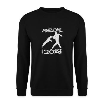 Génial depuis 2019. Agilité, Hundetraining - Sweat-shirt Unisexe - noir - Devant - Alina (178cm) & Michal (187cm)