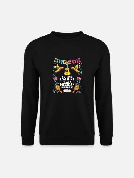 Intet skræmmer mig, jeg har en mexicansk kæreste - Unisex sweater - sort