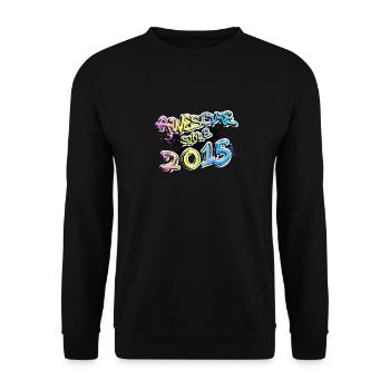Awesome since 2015 - Unisex Pullover - Schwarz - Vorne - Alina (178cm) & Michal (187cm)