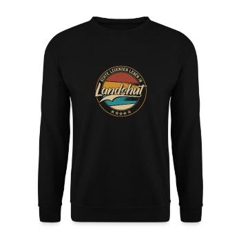 Landshut Echte Legenden leben in Landshuter - Unisex Pullover - Schwarz - Vorne - Alina (178cm) & Michal (187cm)