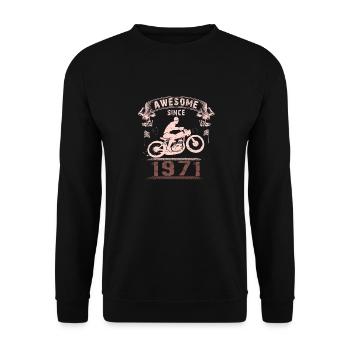Awesome since 1971, biker 52nd birthday - Unisex Sweatshirt - black - Front - Alina (178cm) & Michal (187cm)