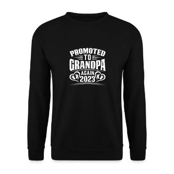 Männer Werden Wieder Zum Opa Befördert Est 2024 - Unisex Pullover - Schwarz - Vorne - Alina (178cm) & Michal (187cm)