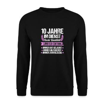 10 Jahre im Dienst 10 Jähriges Dienstjubiläum - Unisex Pullover - Schwarz - Vorne - Alina (178cm) & Michal (187cm)