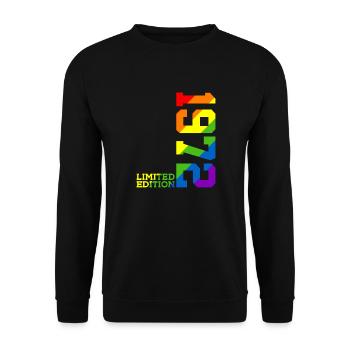 LGBTQ 1972 RAINBOW QUEER 54TH BIRTHDAY PRIDE - Unisex Sweatshirt - black - Front - Alina (178cm) & Michal (187cm)