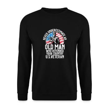 Unterschätze Niemals Einen Alten Mann, Der Deine - Unisex Pullover - Schwarz - Vorne - Alina (178cm) & Michal (187cm)