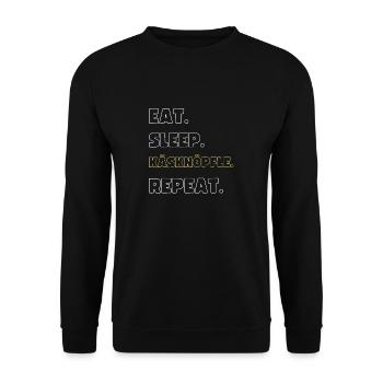 Essen. Trinken. Käsknöpfle. Repeat - Unisex Pullover - Schwarz - Vorne - Alina (178cm) & Michal (187cm)